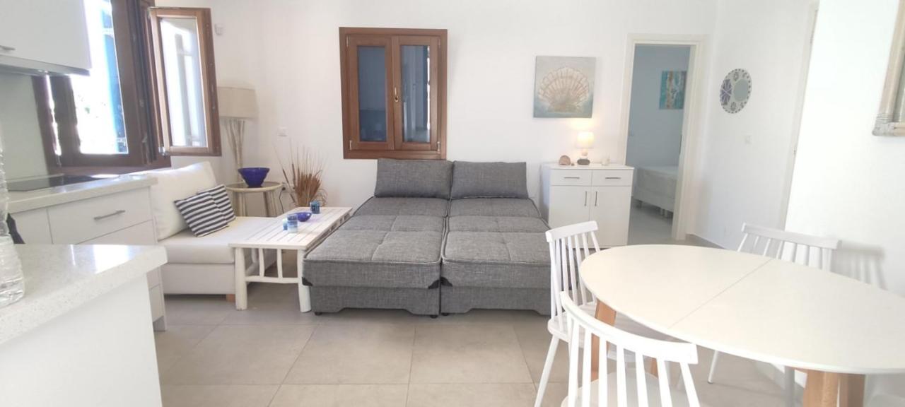 Olive Tree & Capari Mykonos Town Homes & Apartments With Pool! Dış mekan fotoğraf