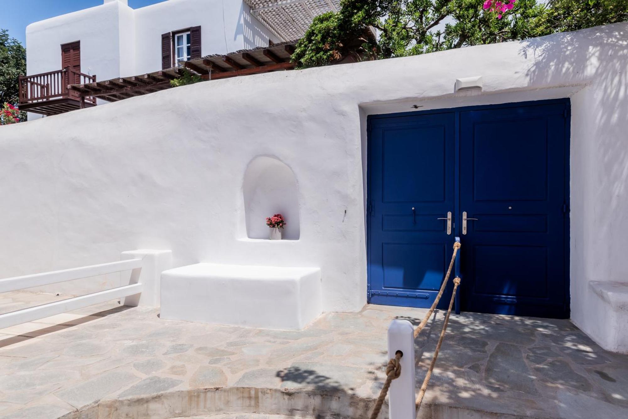 Olive Tree & Capari Mykonos Town Homes & Apartments With Pool! Dış mekan fotoğraf